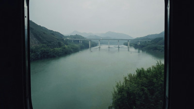 Есть ли смысл в ней оставаться?